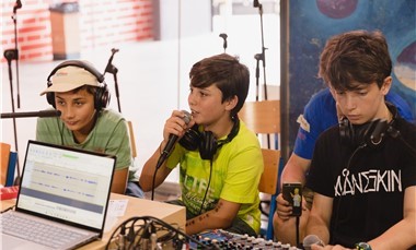Radio
